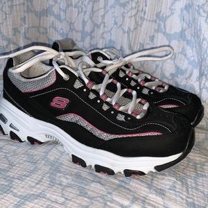 Skechers D’Lites